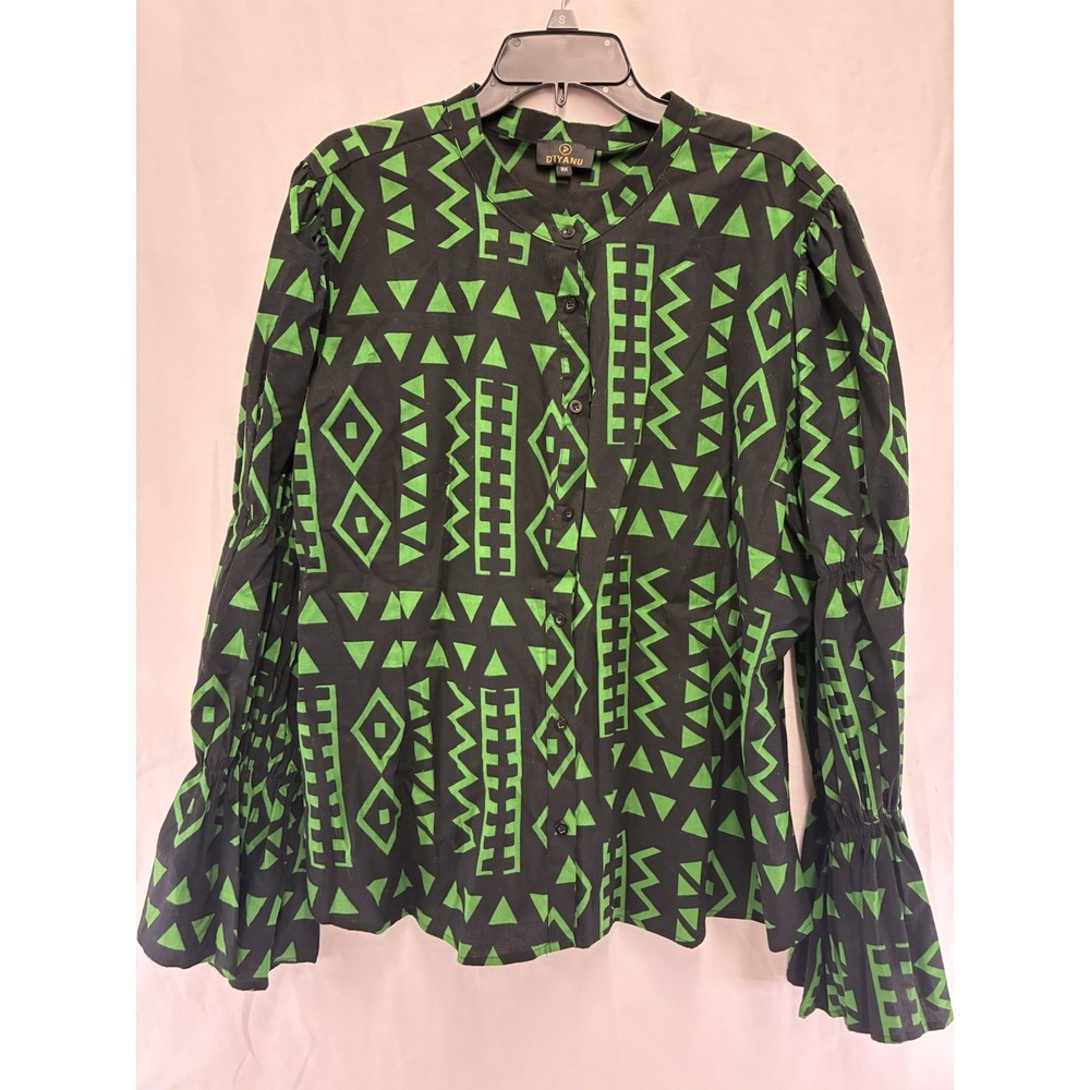 D'IYANU 3X African Print Cotton Blouse Black‎ Green Bell Sleeve Button Top